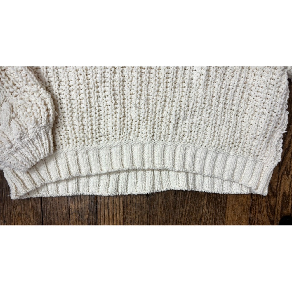 POL Chunky Crochet‎ Cropped Knit Sweater, White, Small, Mock Turtleneck - Picture 8 of 9